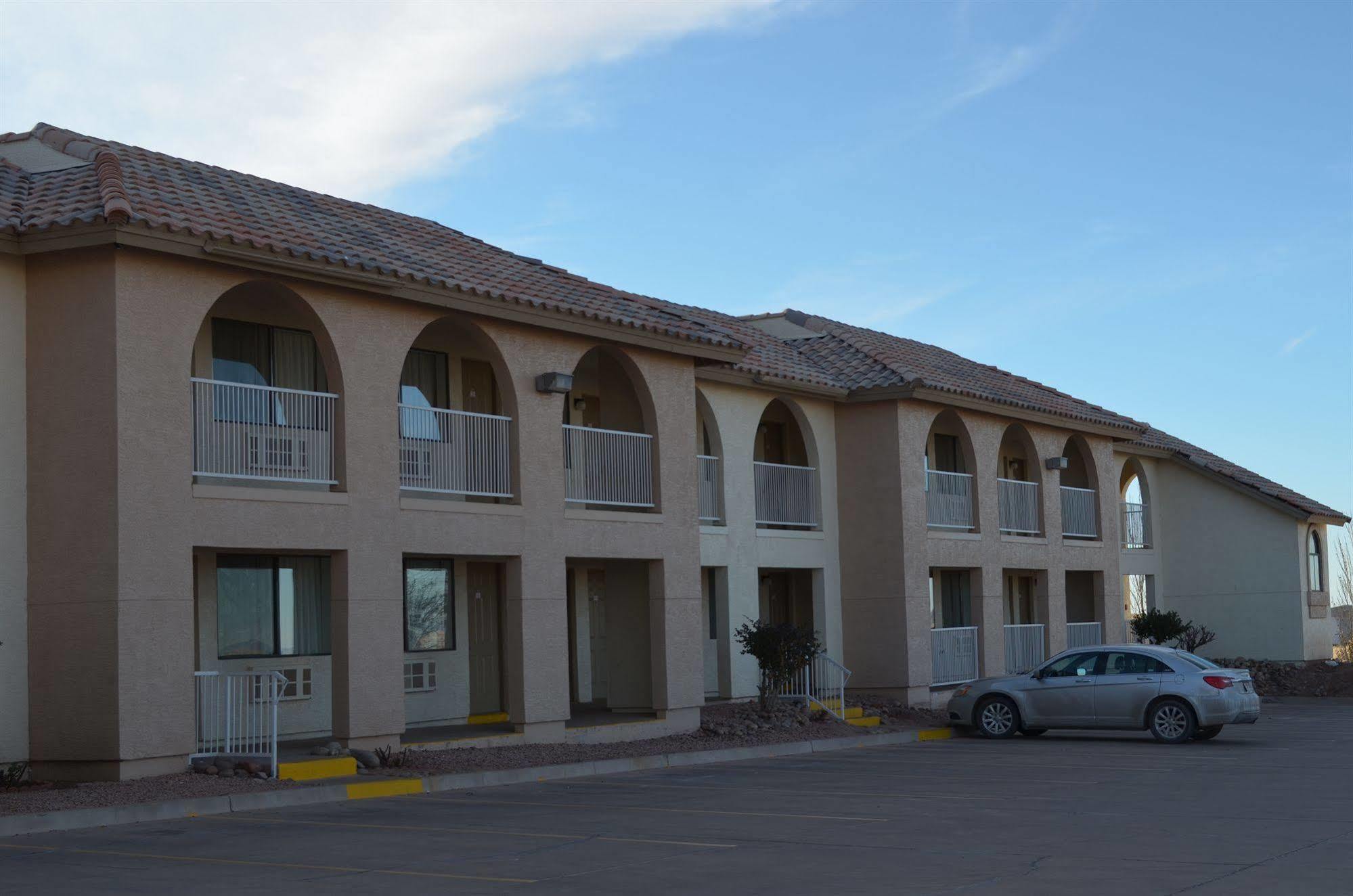 Days Inn By Wyndham Holbrook Exterior foto